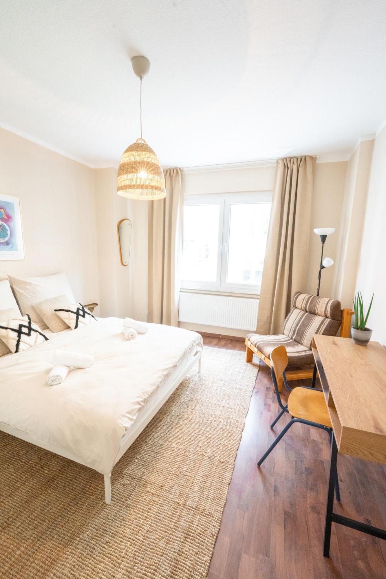 -Super Zentrales Zimmer- Direkt An Der Lutter! Bielefeld Extérieur photo