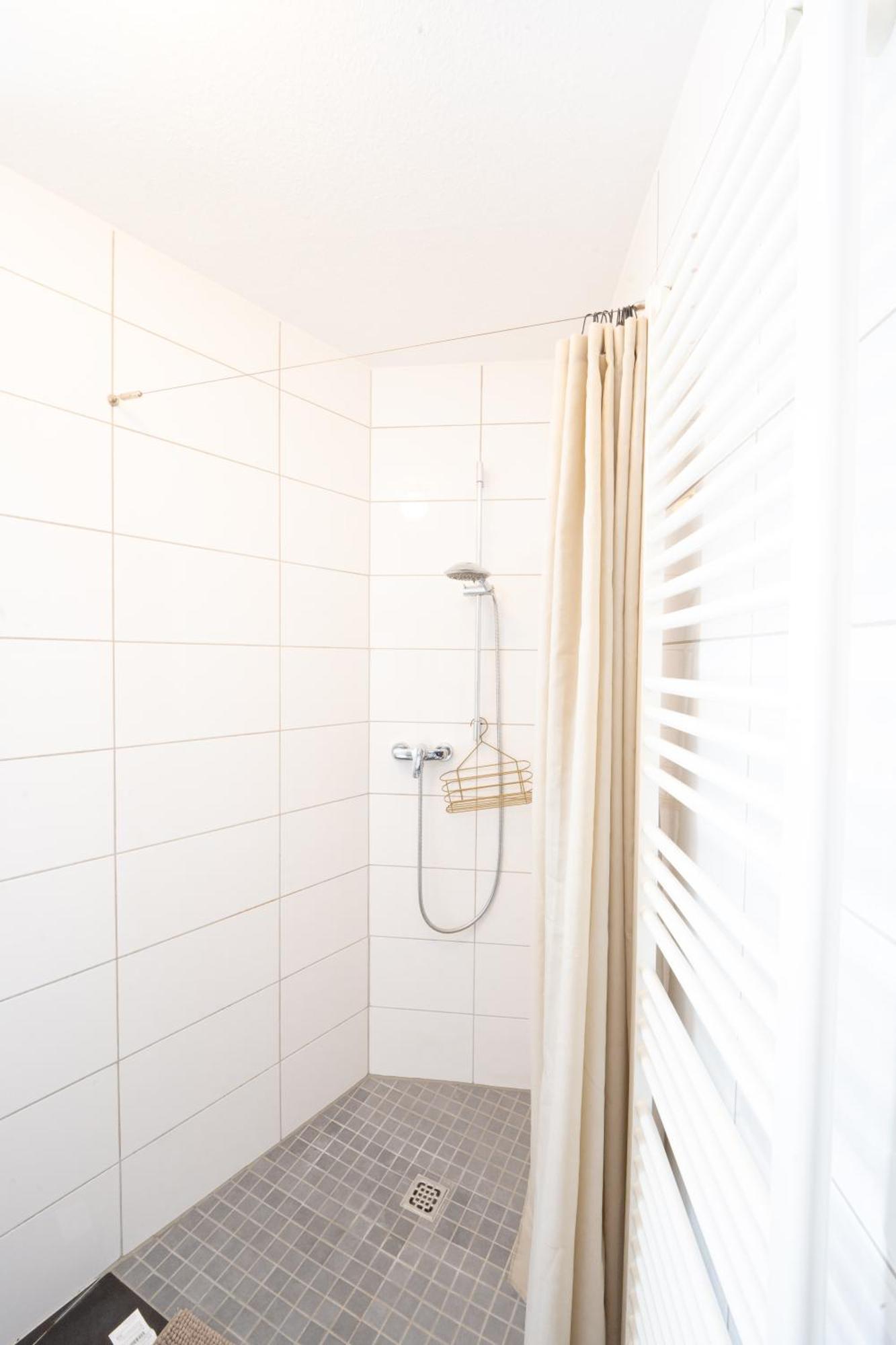 -Super Zentrales Zimmer- Direkt An Der Lutter! Bielefeld Extérieur photo